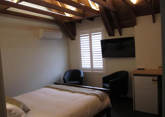 Family Hotel: The Stables Dunedin