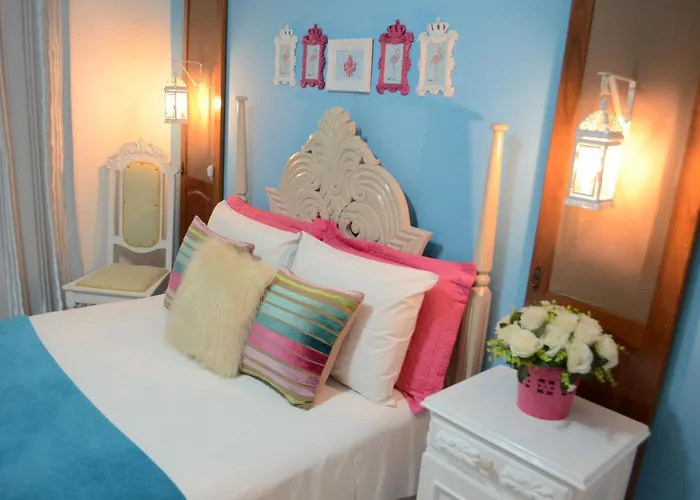 Alojamento com o café da manhã Apenas: La Maison Brasiliana B&B