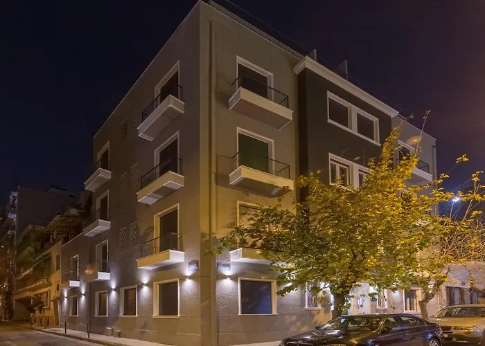 Apart hotel: Homely Apartments By Athens Stay