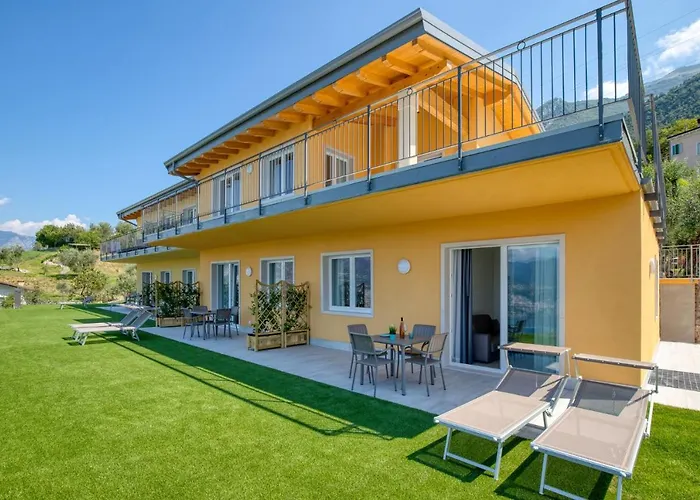 Pinini Country s