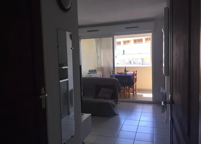 Les Balcons De La
