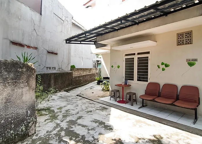 Kost Carmelia Syariah Baranangsiang Bogor