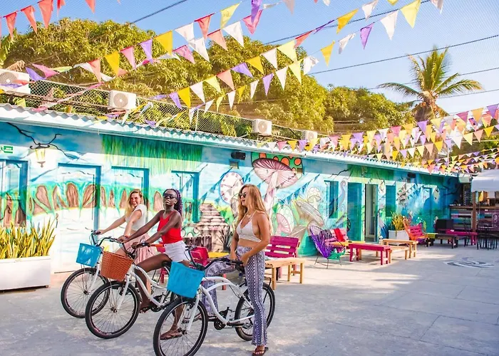 Wonderland Hostel By Gb Collection