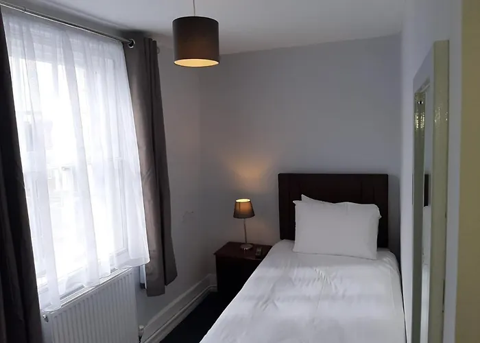 Castle Hotel