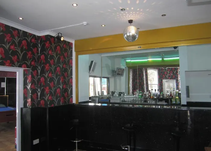 Lynden Court Hotel