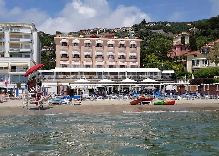 Hotel Jacuzzi: Hotel Regina