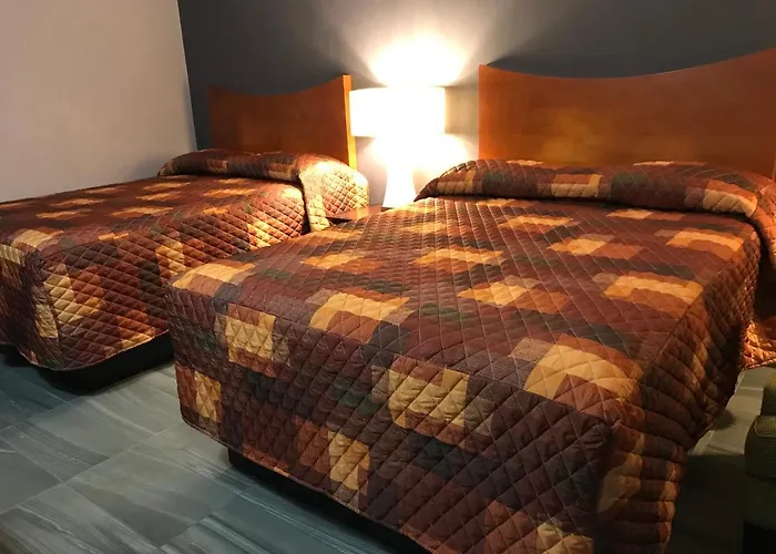 Budget Inn & Suites