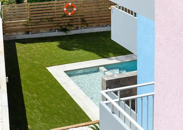 Albana Apartaments Turístics