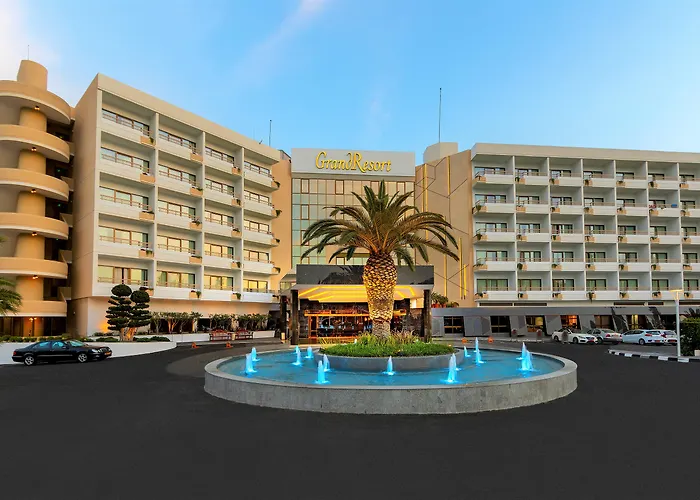 Pet Friendly hotel: The Grandresort - Leonardo Limited Edition
