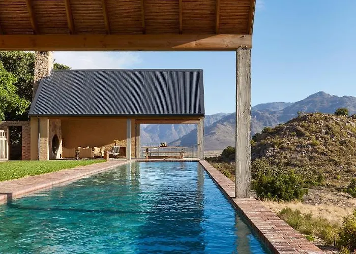 In Luxury hotels 7 Koppies