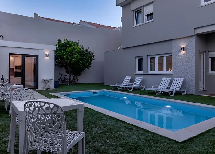 Resort: Ilheu 25 Peniche House