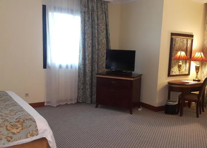Golden Hotel