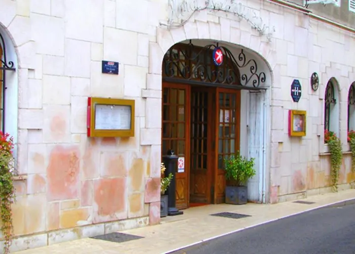 Hostellerie Des Trois Pigeons, Paray-Le-Monial