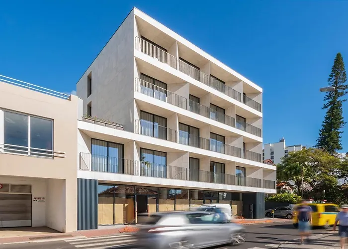 Hotel perto da faculdade: Monumental Plaza By Petit Hotels