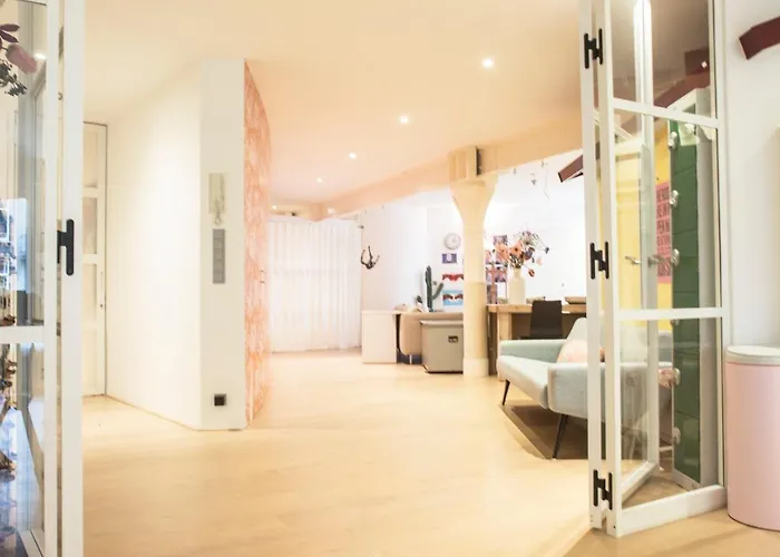 Flo'S Atelier - Family Studio Note Studio Is Adjacent To Flo'S Apartment