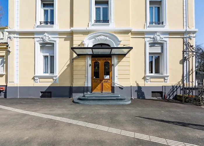 Hotel mit Hund Berti - Mulhouse Centre Gare