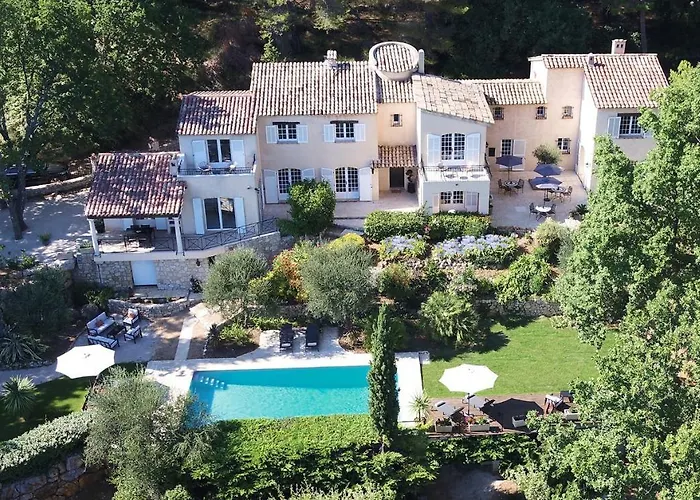 Les Hauts De La Riviera