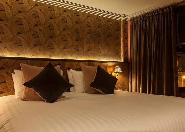 House Belfast Hotel