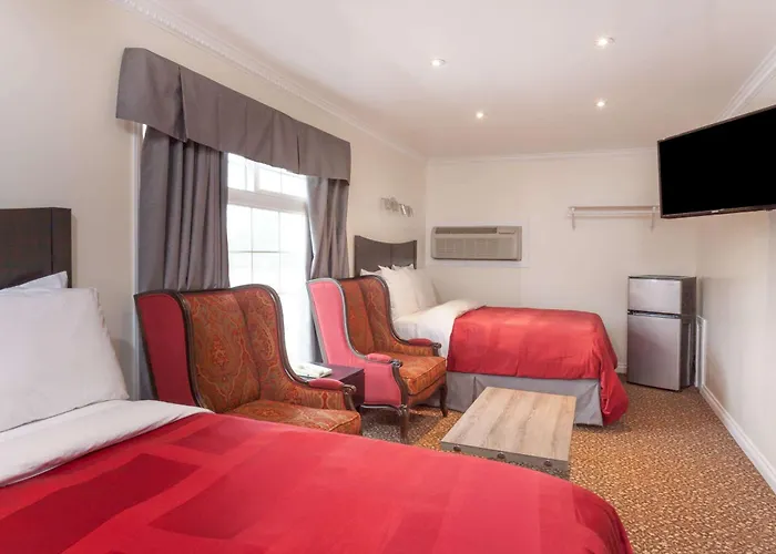Knights Inn Kingston