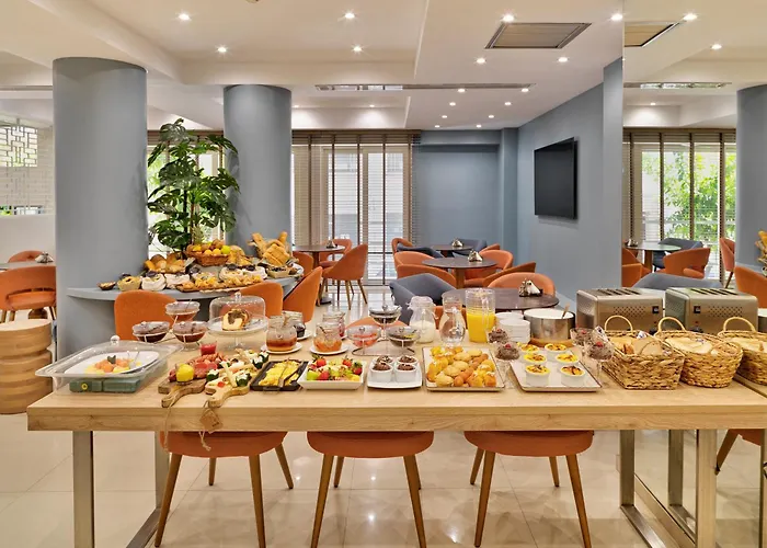 Resort: Phidias Piraeus Hotel