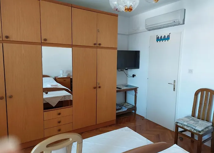 Room Slavica