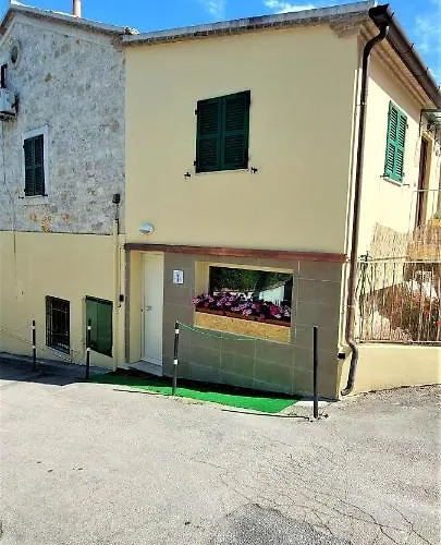 La Lupinella