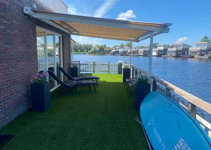 Water Villa Minaro Vinkeveen