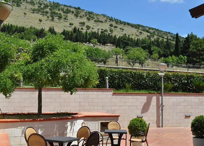 Hotel Ristorante Rossemi