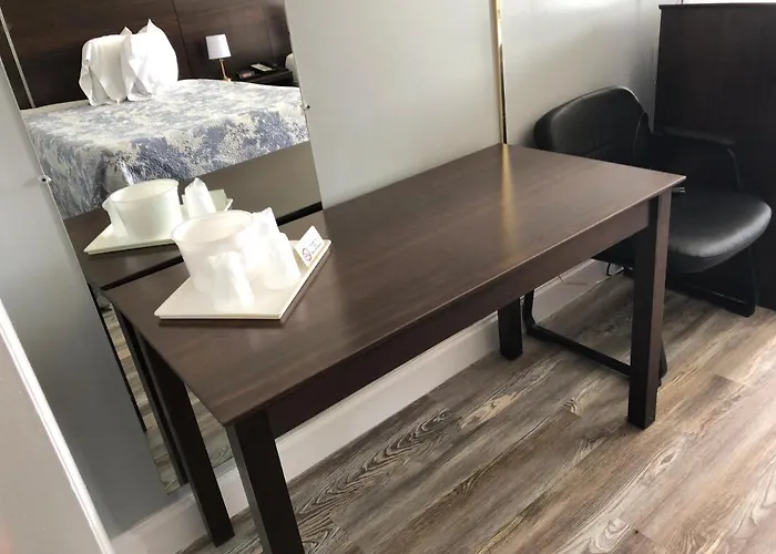 Budget Inn Express Bristol