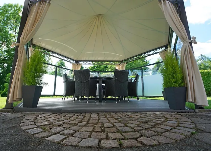 Hotel Am Strand Und Restaurant Bühlhaus