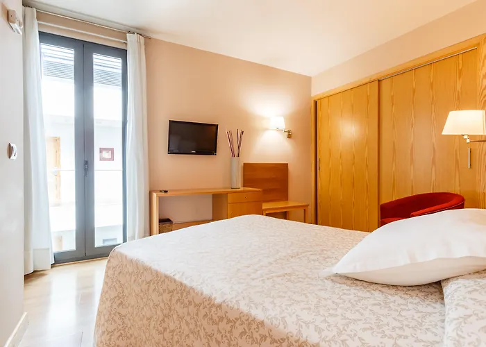 3 sterren hotel: Hotel Aacr Museo