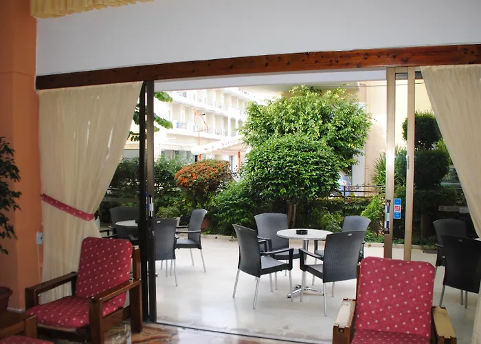 Yiorgos Hotel