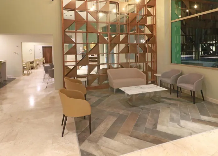Wyndham Garden Monterrey Valle Real
