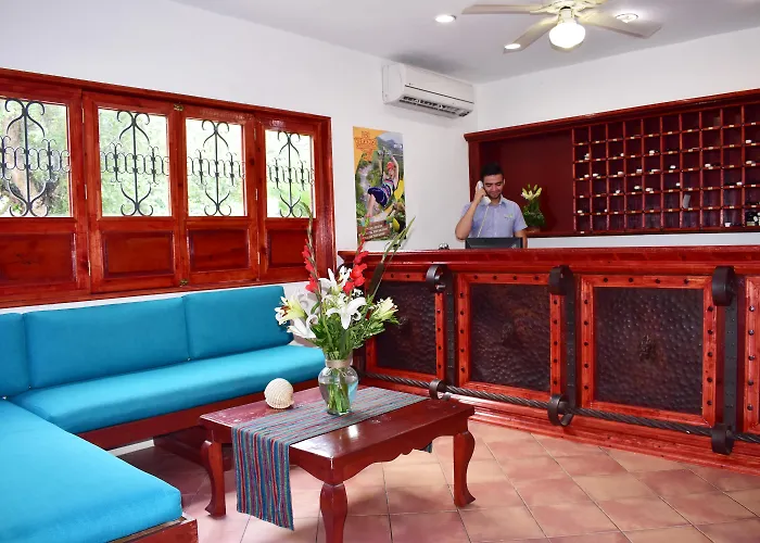 Hotel Casa Iguana Mismaloya