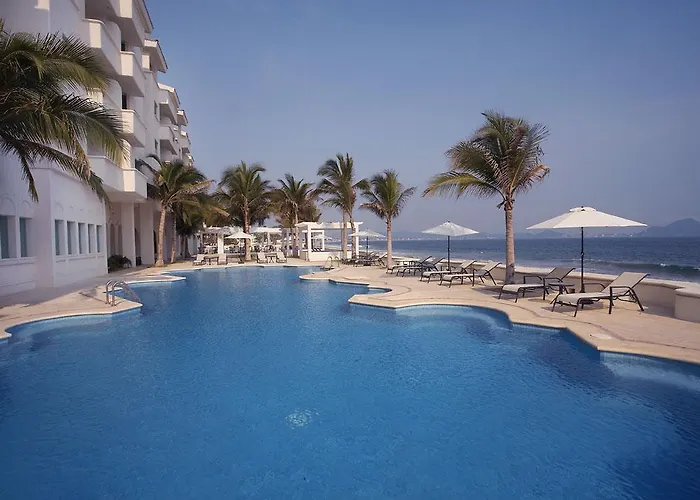 Camino Real Manzanillo