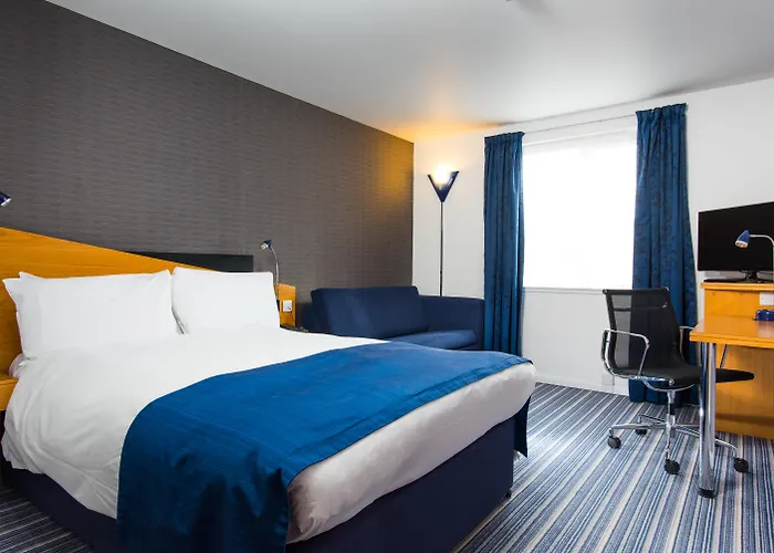 Holiday Inn Express Southampton West By Ihg