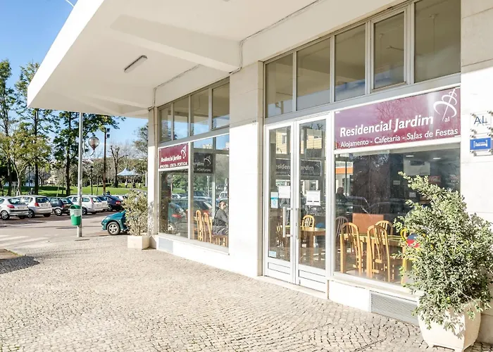 Hotel familiar: Residencial Jardim Da Amadora