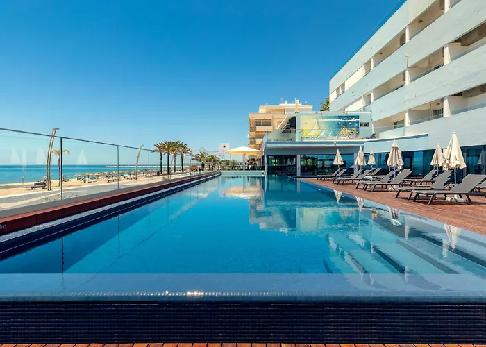 Dom Jose Beach Hotel