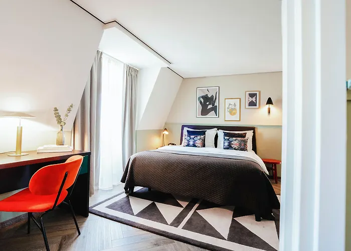 Pet Friendly hotel: Park Centraal Den Haag, Part Of Sircle Collection