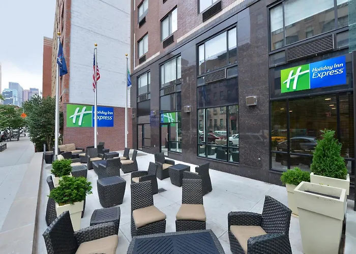 Holiday Inn Express Manhattan Midtown West By Ihg