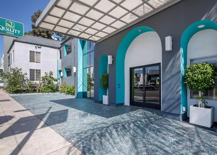 Quality Inn Near Hollywood Walk Of Fame