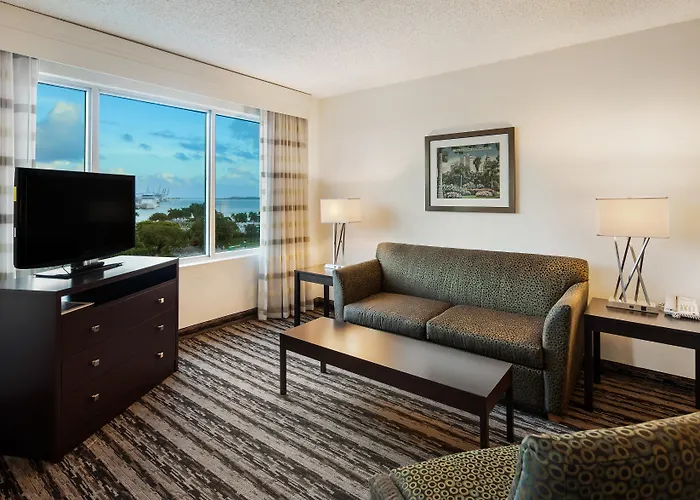 Holiday Inn Port Of Miami-Downtown By Ihg