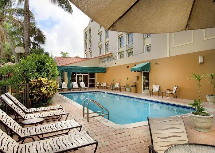 Hampton Inn & Suites Fort Lauderdale Airport