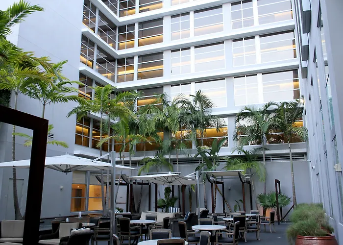 Pet Friendly hotel: Boulan South Beach