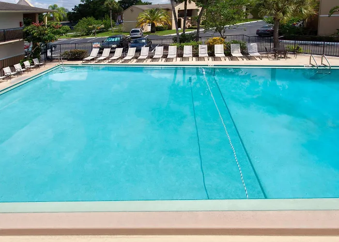 Super 8 By Wyndham Kissimmee