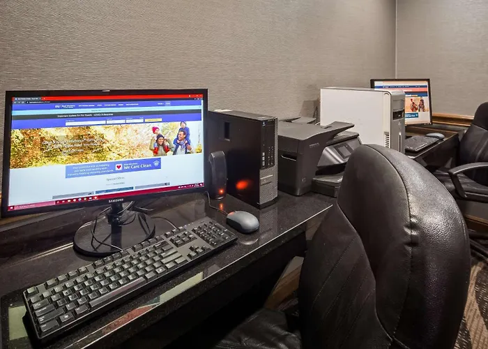 Best Western Plus North Canton Inn & Suites