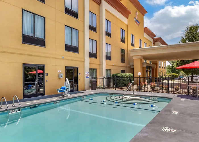 Comfort Suites Clayton - Garner