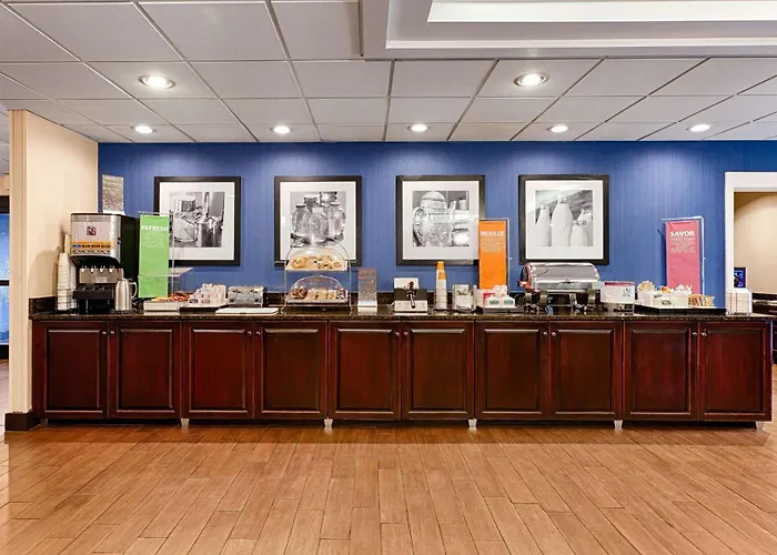 Family Hotel: Hampton Inn Morganton