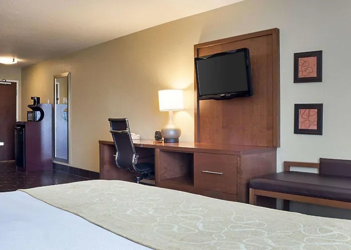 Resorts Guide Comfort Suites Minot South