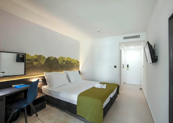 Bluesun Hotel Alga